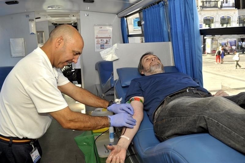 Los hospitales madrileños necesitan sangre de tipo 0- y B- para los dos o tres próximos días