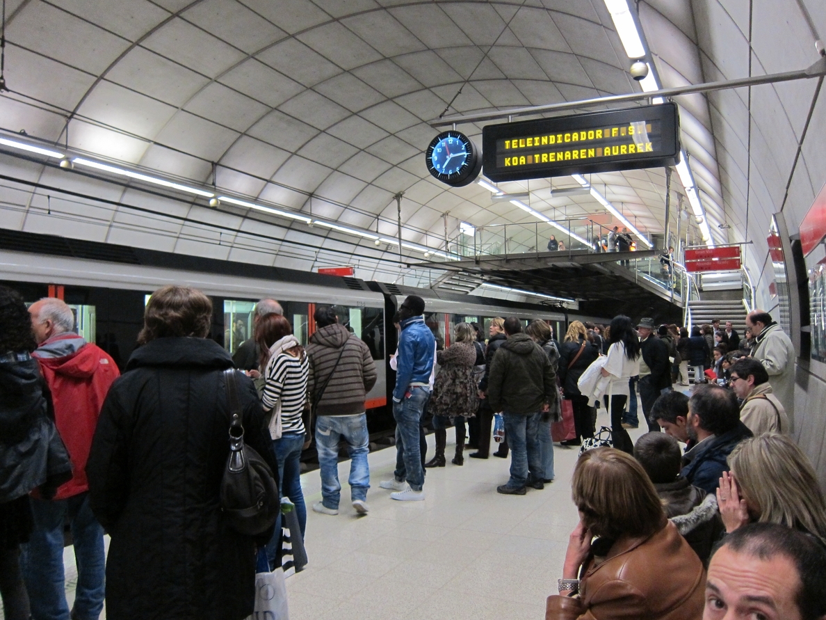 Metro Bilbao pone en marcha este miércoles su servicio de verano