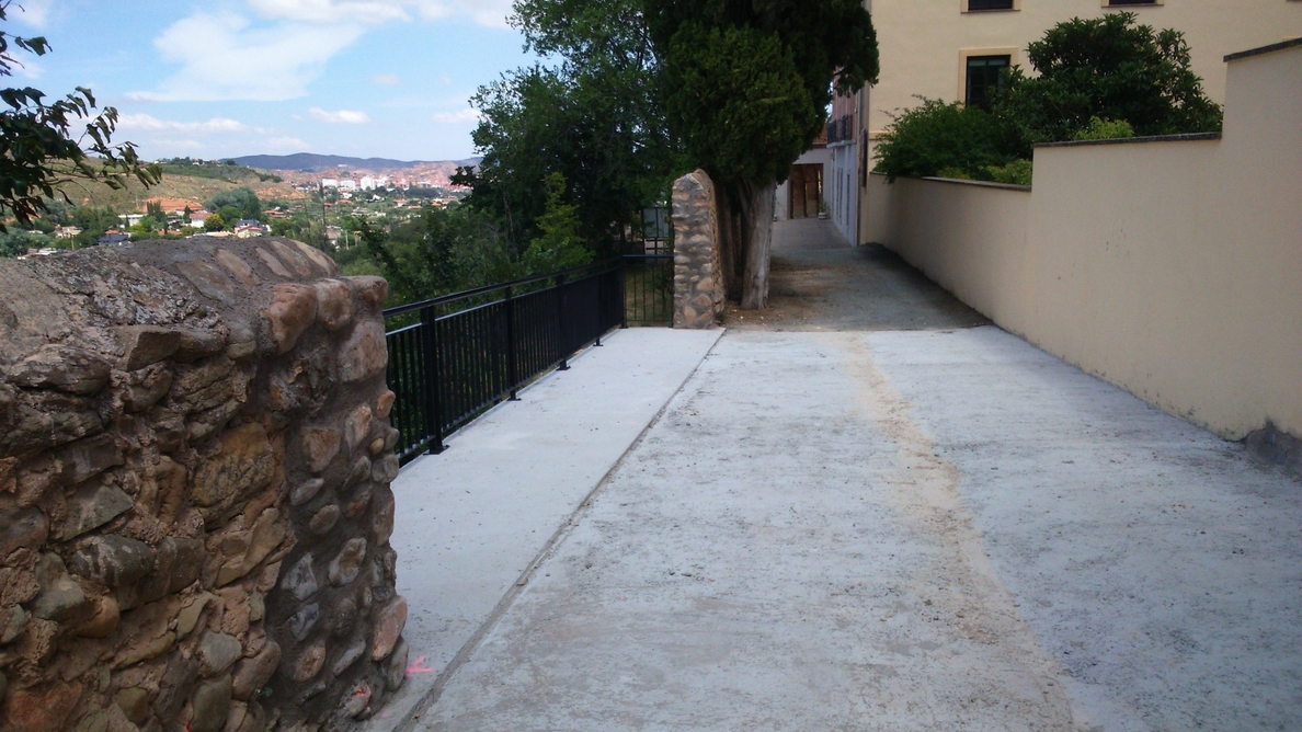 El Gobierno de La Rioja finaliza los trabajos de reparación del camino de acceso al Monasterio de Vico en Arnedo