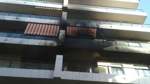Ocho personas heridas en un incendio en una vivienda en Manilva