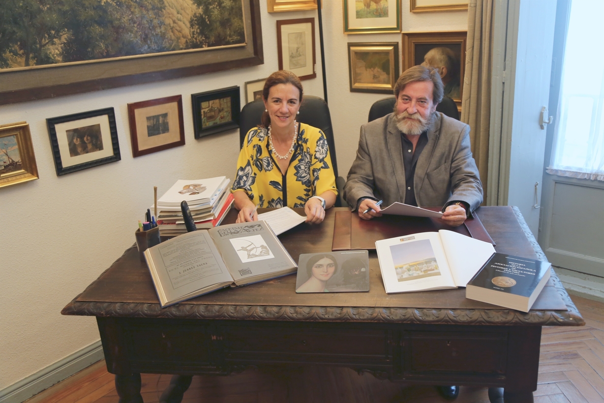 Fundación Maxam y AEPE firman un convenio para la digitalización del archivo histórico »Bernardino de Pantorba»