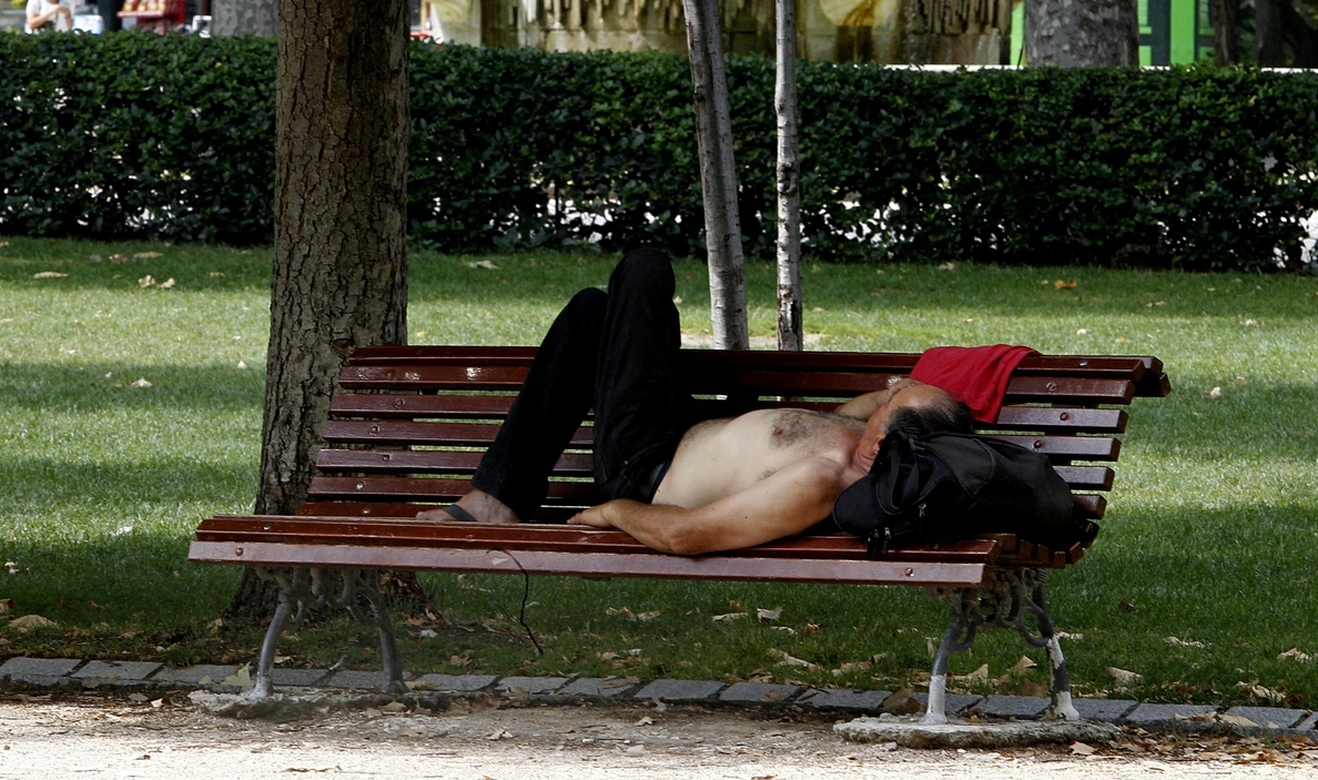 El 70% de las personas duerme peor por el calor, según un estudio
