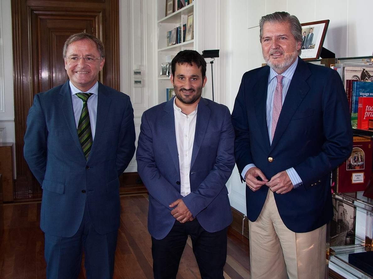 Méndez de Vigo recibe a los consejeros de Educación de la Generalitat Valenciana y de Canarias