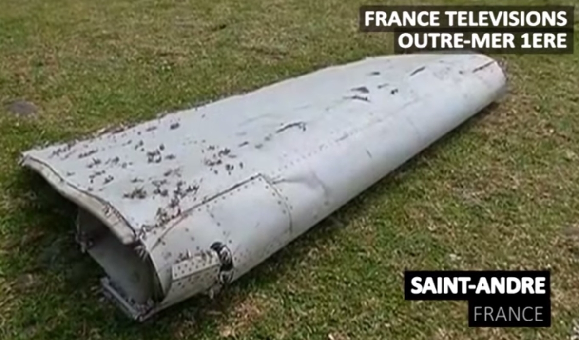 Malasia ve «casi seguro» que el fragmento encontrado es de un avión del mismo modelo que el vuelo MH370