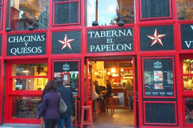 La enseña andaluza »Taberna El Papelón» comienza su expansión por Cataluña inaugurando un local en Barcelona
