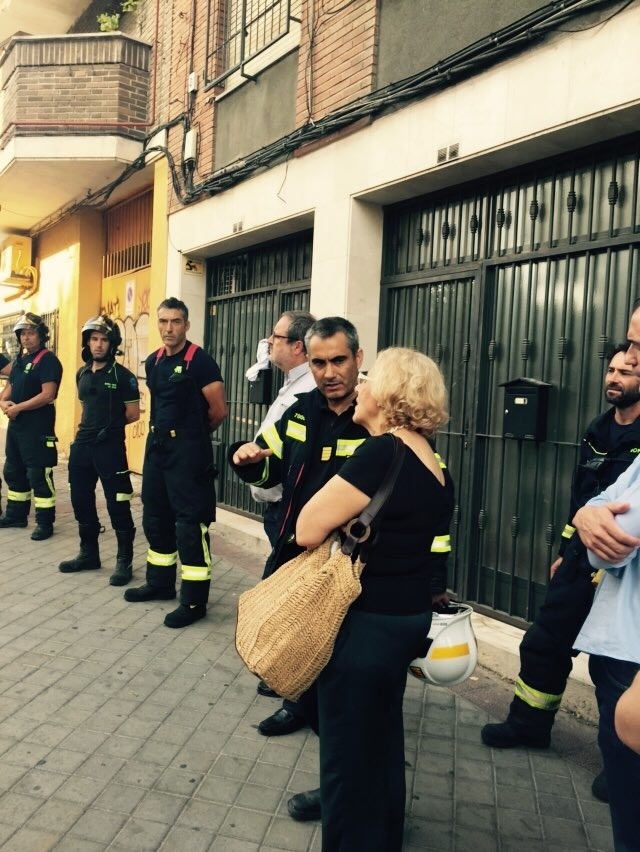 Carmena alojará en viviendas de entidades bancarias a los vecinos desalojados por el derrumbe en Carabanchel