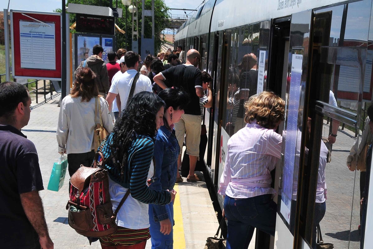 Metrovalencia reestablecerá el día 1 de septiembre los horarios habituales de metro y tranvía