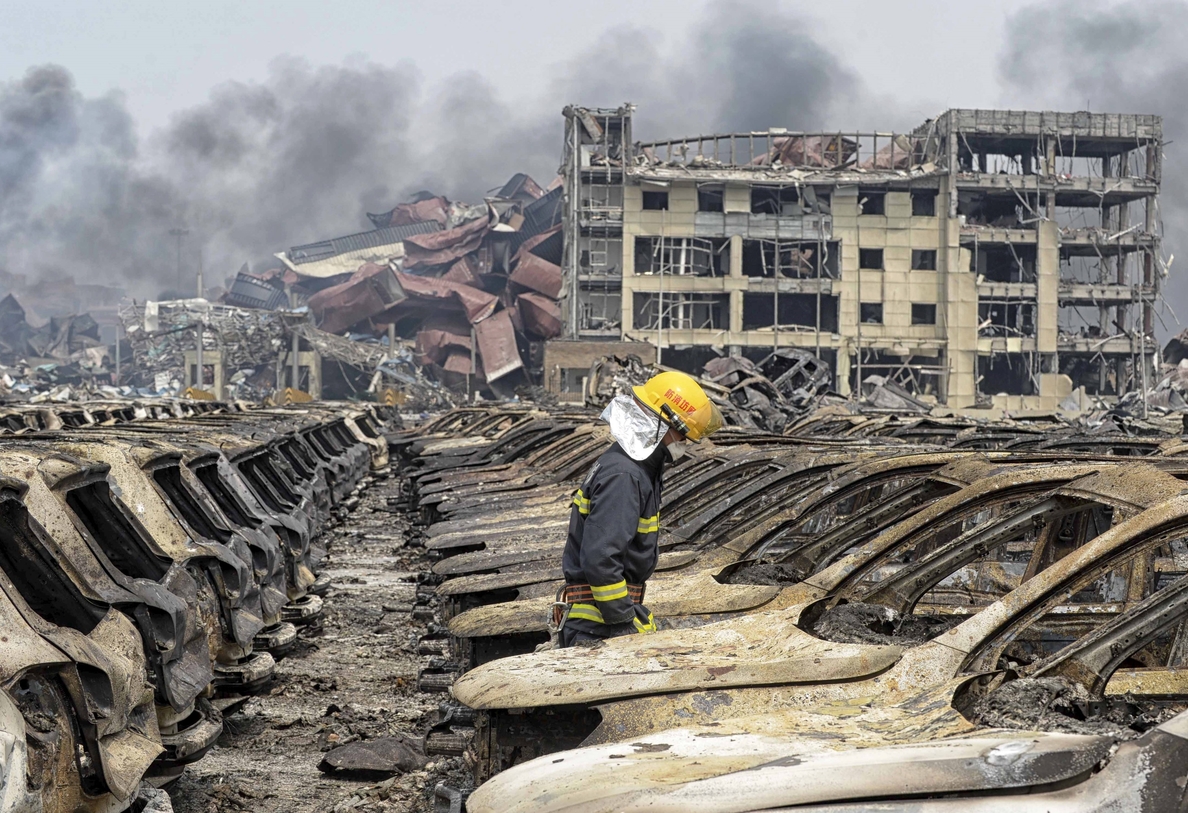 Aumenta a 158 muertos y 15 desaparecidos el balance de víctimas de las explosiones en Tianjin