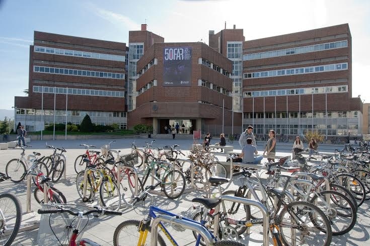 Un total de 8.000 estudiantes de grado comienzan sus clases este martes en la Universidad de Navarra