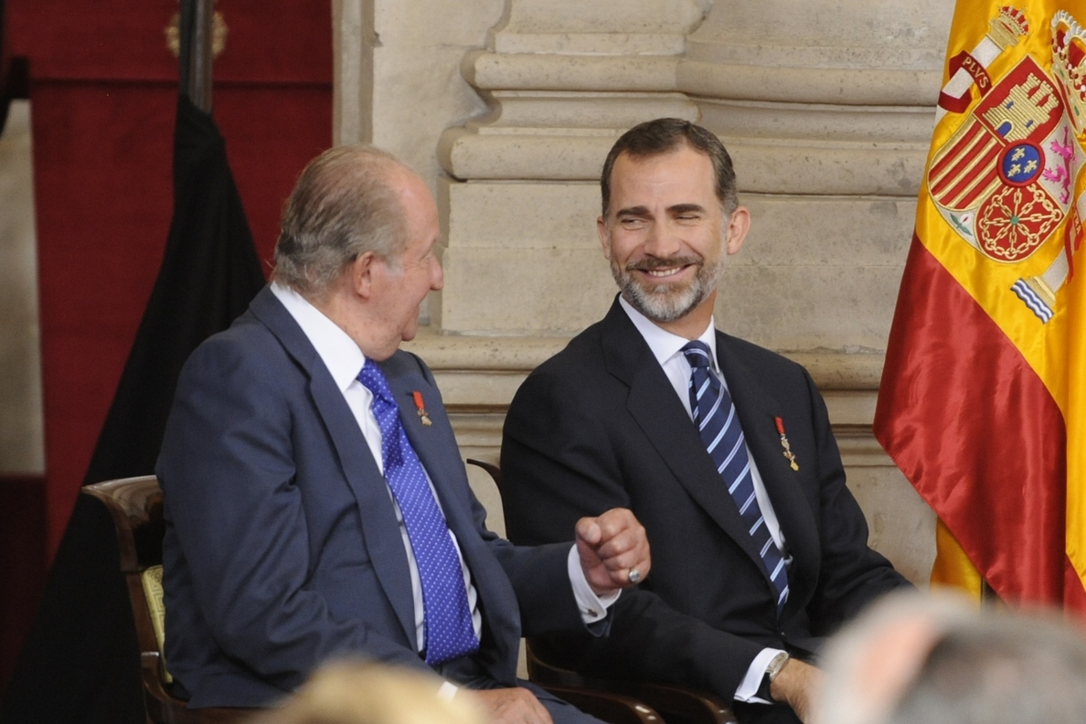 El Rey Juan Carlos, encantado con su hijo