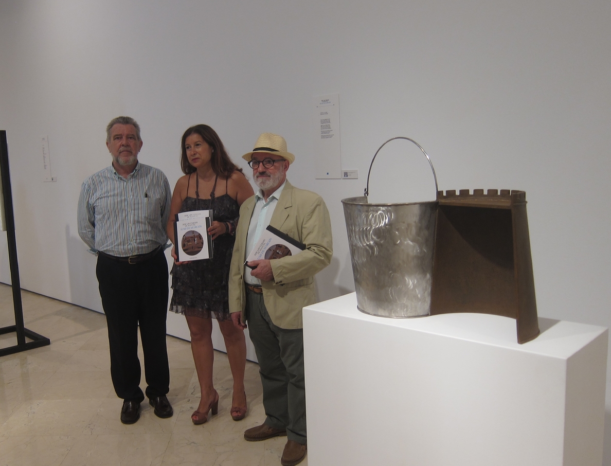 El artista Suso de Marcos homenajea con una exposición plástica la obra poética de Manuel Alcántara