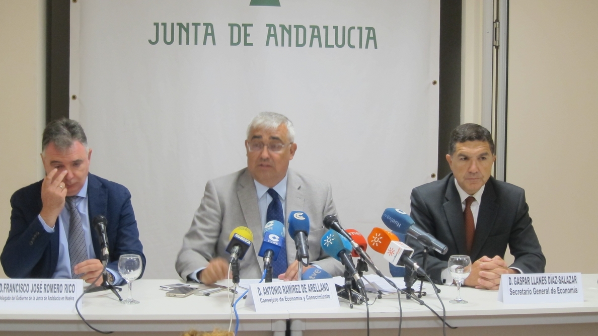 Junta aboga por «un cambio de mentalidad» con la nueva red de centros de referencia de la economía social de Andalucía