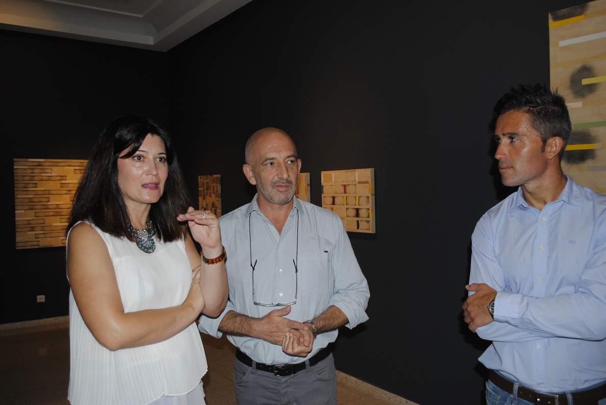 La Junta lleva al Museo de Huelva la exposición »Infinito Concreto» del pintor Joan Soler