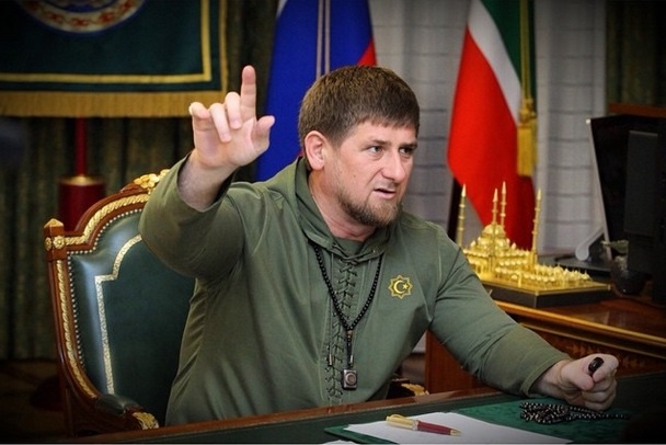 Kadirov propone enviar a las fuerzas chechenas a combatir a Estado Islámico en Siria