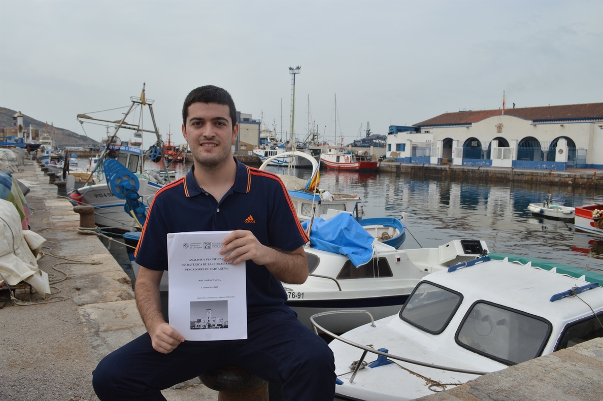 Un alumno de ADE propone rutas turísticas para impulsar el sector pesquero en Cartagena
