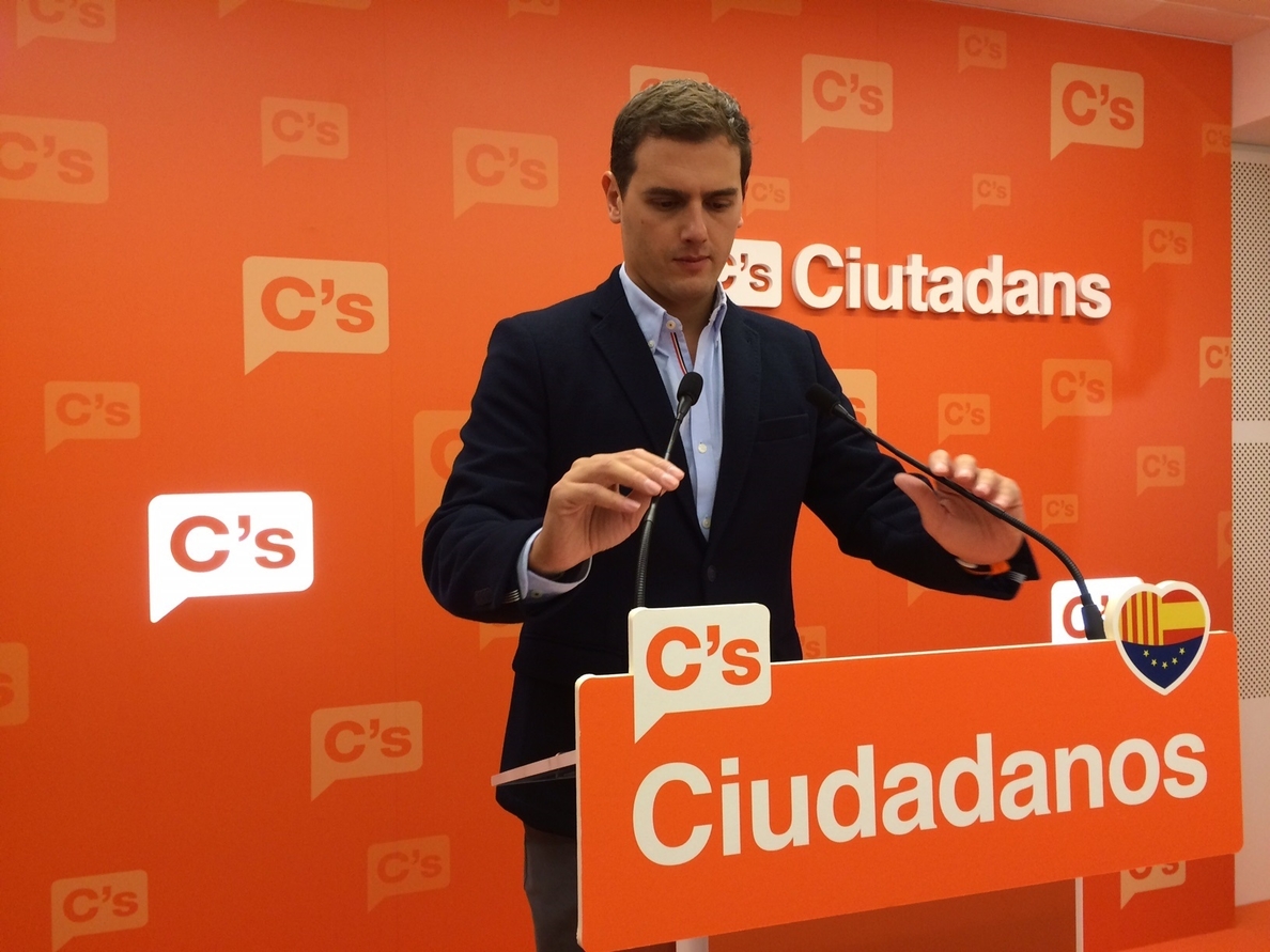 Albert Rivera asegura que le «da igual» lo que diga Aznar, Rajoy o González: «Saben que podemos ganar»