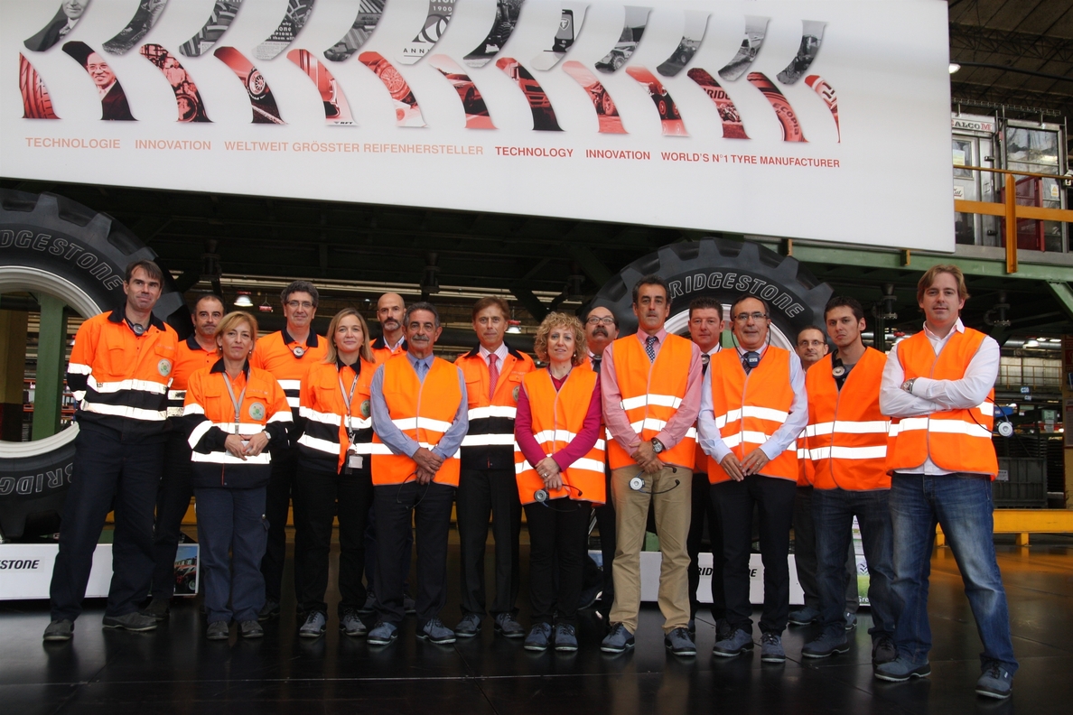 (Ampl) Bridgestone fabricará en Cantabria a partir de 2017 un nuevo neumático para remolques de tractor