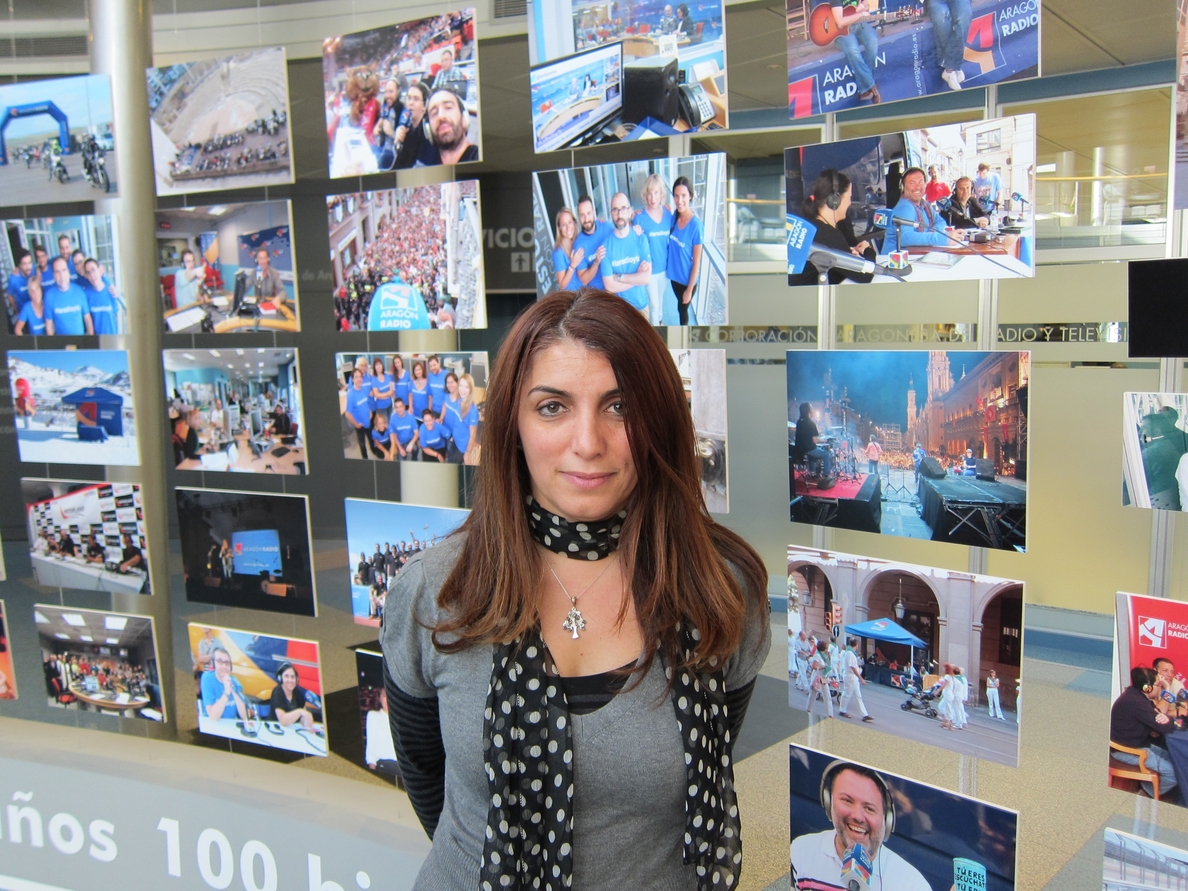 La periodista siria Lina Chawafha, directora de »Rozana Radio», dice que los bombardeos no son la solución