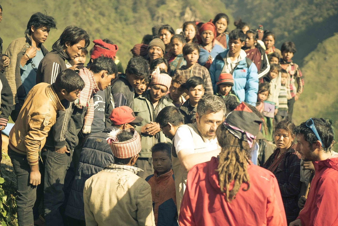 Kilian Jornet estrena »Langtang», un homenaje al pueblo nepalí y tercer filme de su proyecto