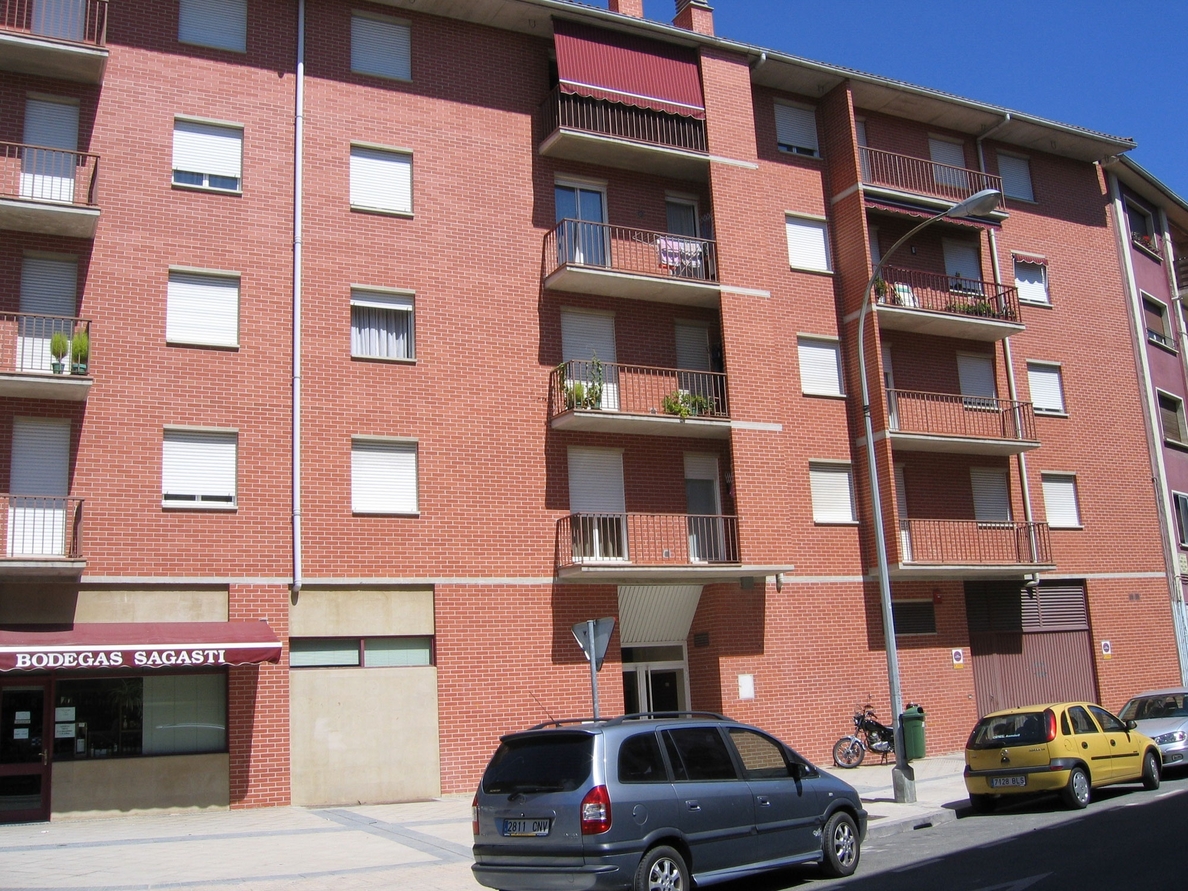 El número de hipotecas sobre viviendas en Navarra baja un 0,5% en septiembre respecto al año pasado
