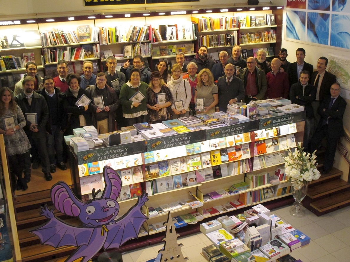 41 autores e ilustradores se unen en el libro «20 Relatos Solidarios»