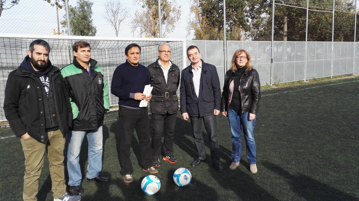 Bosch (ERC) exige garantizar el acceso de menores de origen extranjero al fútbol base