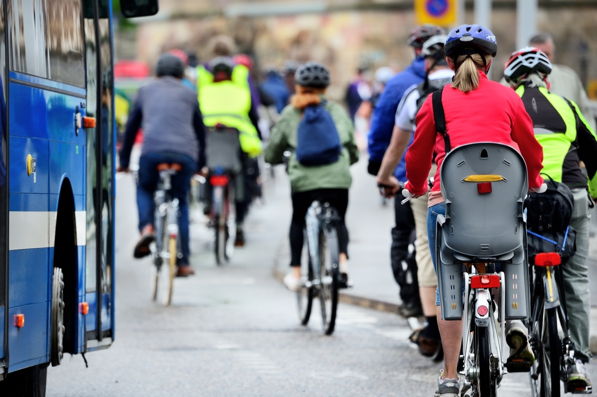 El 56% de los españoles cree que las bicicletas han aumentado la peligrosidad del tráfico urbano