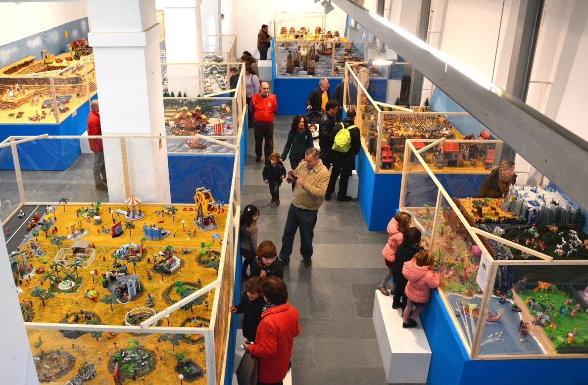 Más de 26.000 personas visitan estas Navidades la exposición de Playmobil de Tomares