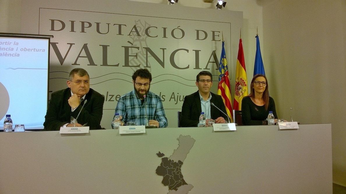 La Diputación recogerá propuestas de ciudadanos y asociaciones para ser «referencia estatal» en transparencia