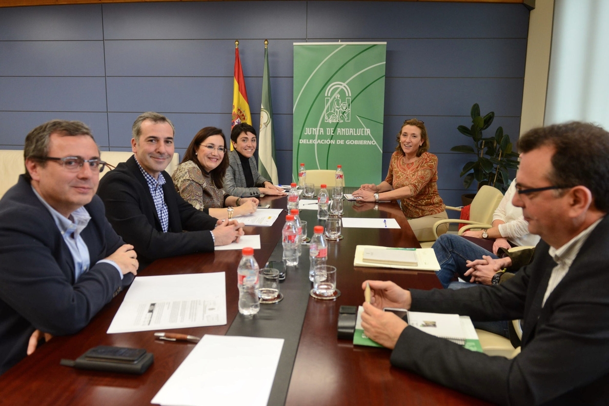 Acuerdo entre Ayuntamiento de Granada y Junta de Andalucía para rehabilitar Santa Adela