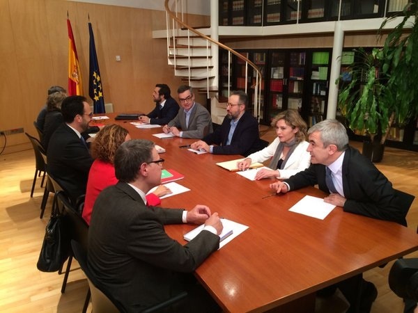 Garicano viaja hoy a Bruselas para defender que se relajen los objetivos de déficit para España