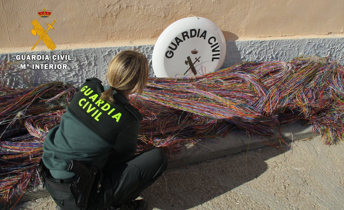 La Guardia Civil recupera en Caudete (Albacete) 1.050 kilos de cable de cobre y esclarece tres robos