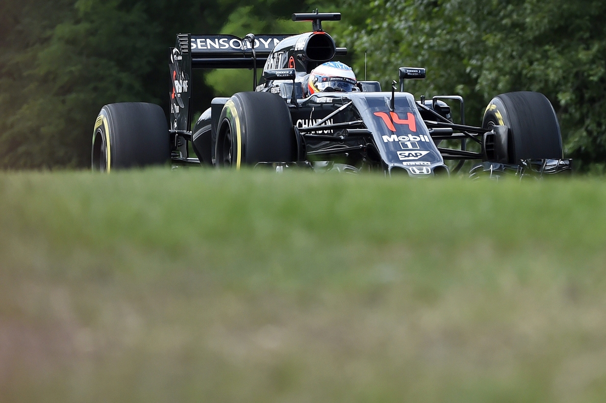 Fernando Alonso debe cambiar la unidad de potencia de su McLaren Honda