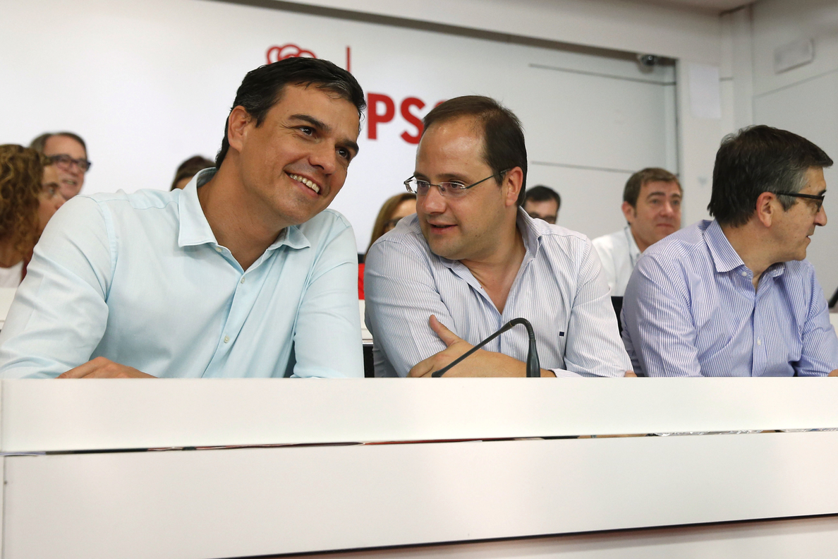 Sánchez cumple dos años de mandato sin lograr aplacar la división en el PSOE