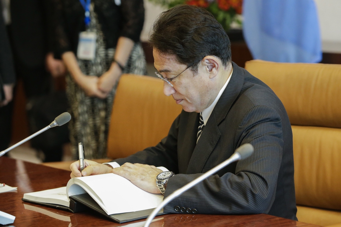 Cancilleres de Japón, China y Corea del Sur se reúnen mañana entre tensiones
