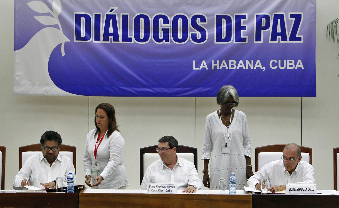 América celebra el acuerdo de paz alcanzado por las FARC y el Gobierno de Colombia