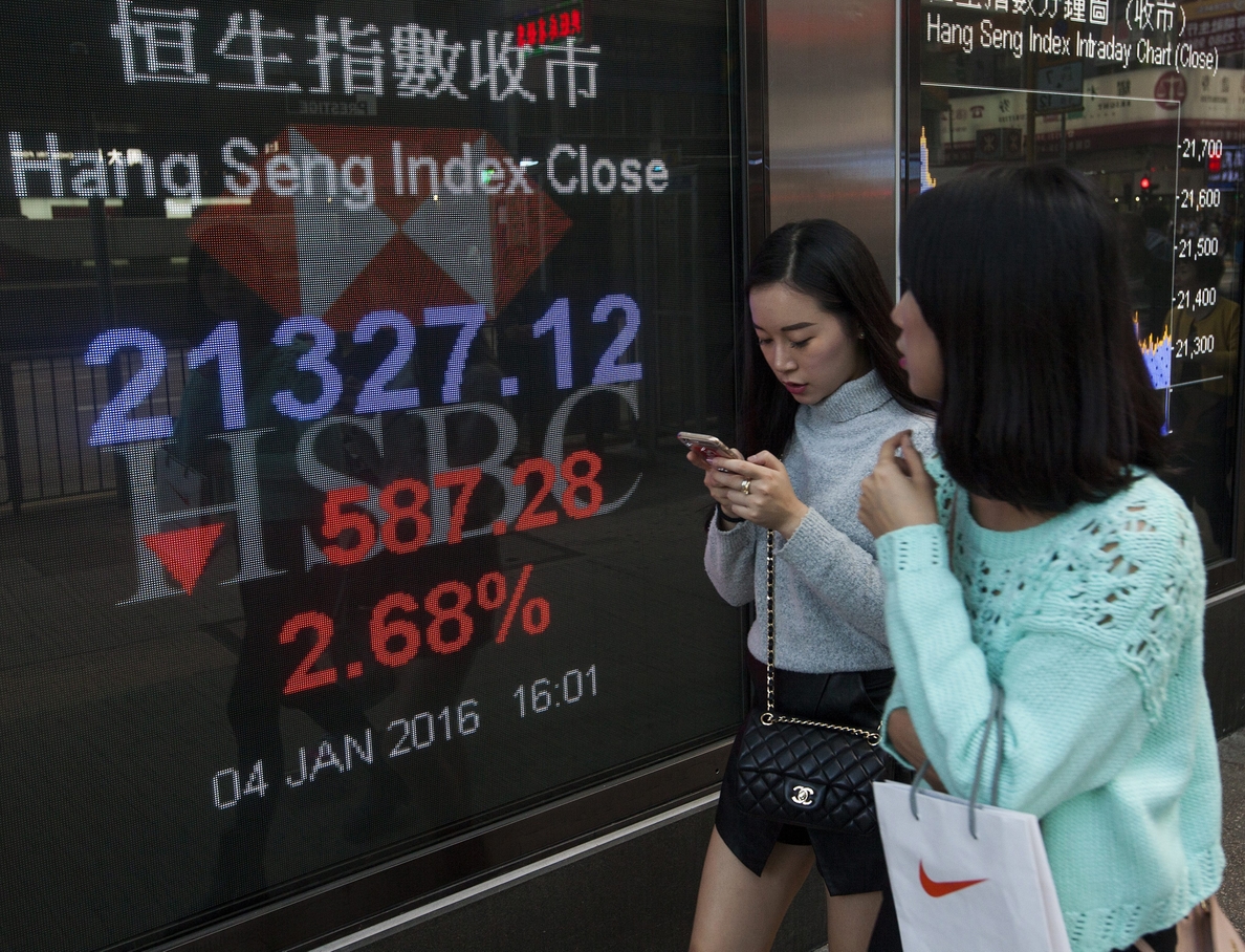 Hong Kong abre en rojo y el Hang Seng pierde un 0,17 % en primeros minutos