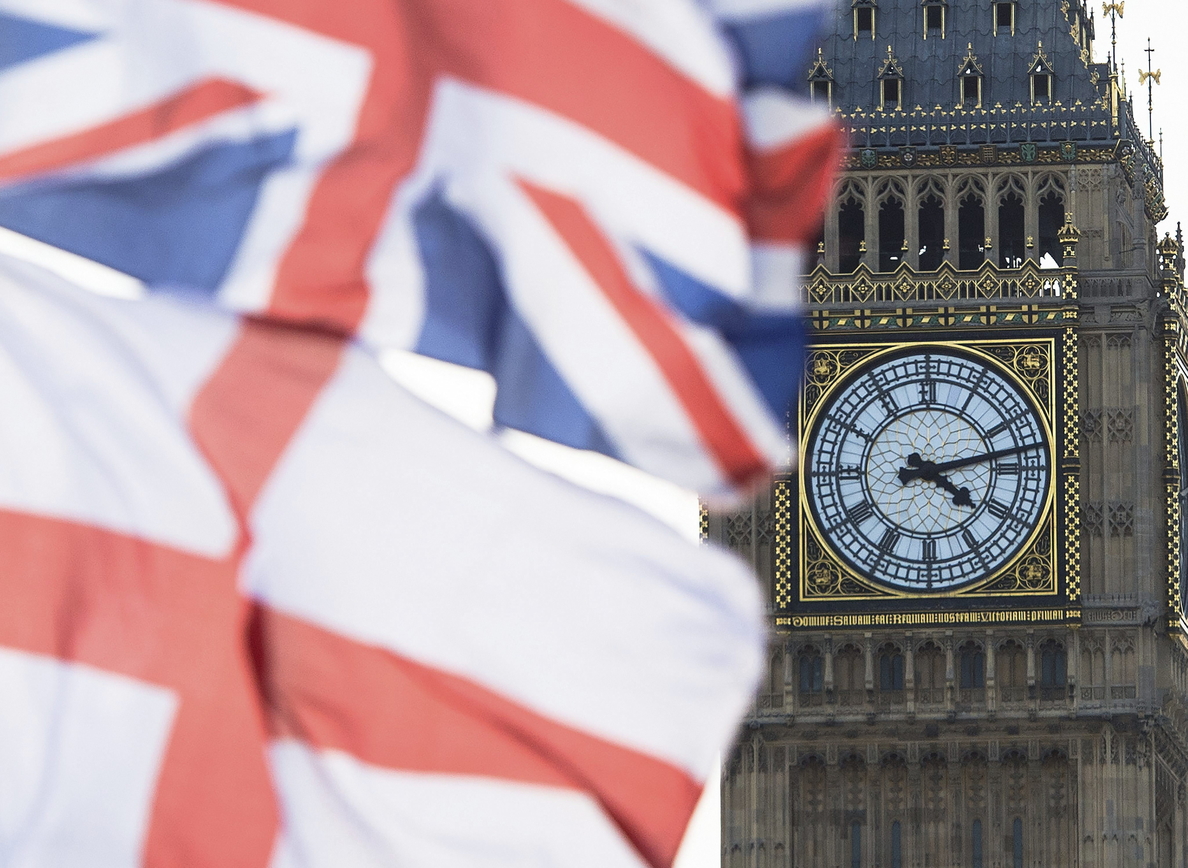 Parlamento británico critica a redes sociales por no actuar contra terrorismo