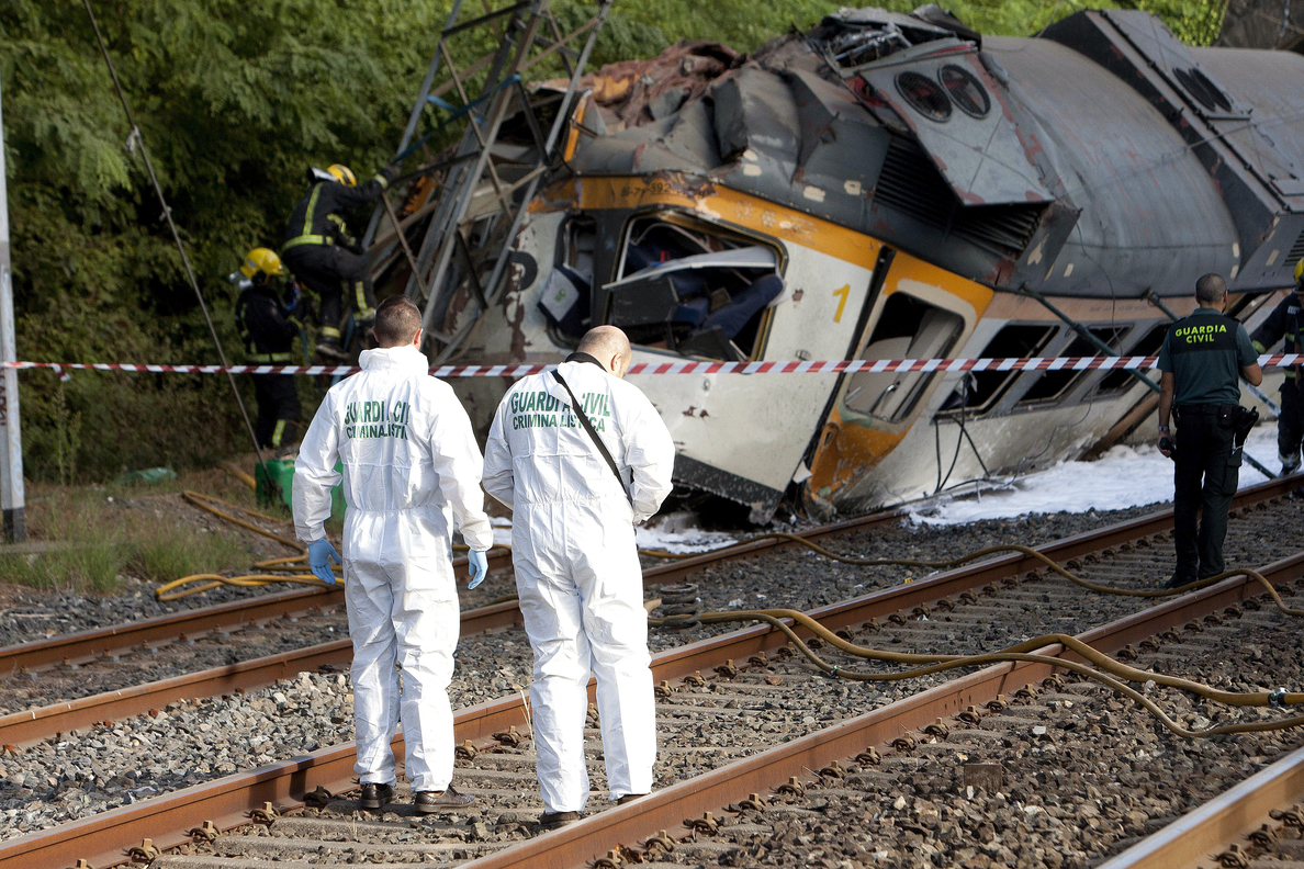 PP, PSdeG y En Marea suspenden los actos de campaña por el accidente de tren