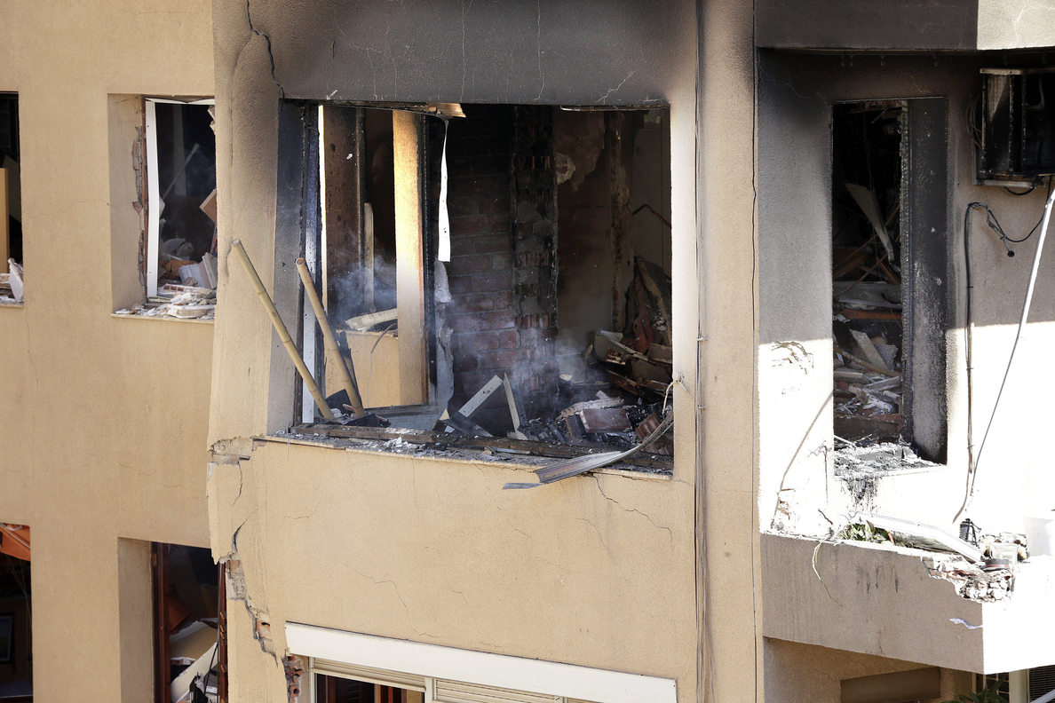 Casi 50 personas pasan la noche fuera de sus casas por la explosión en Premià