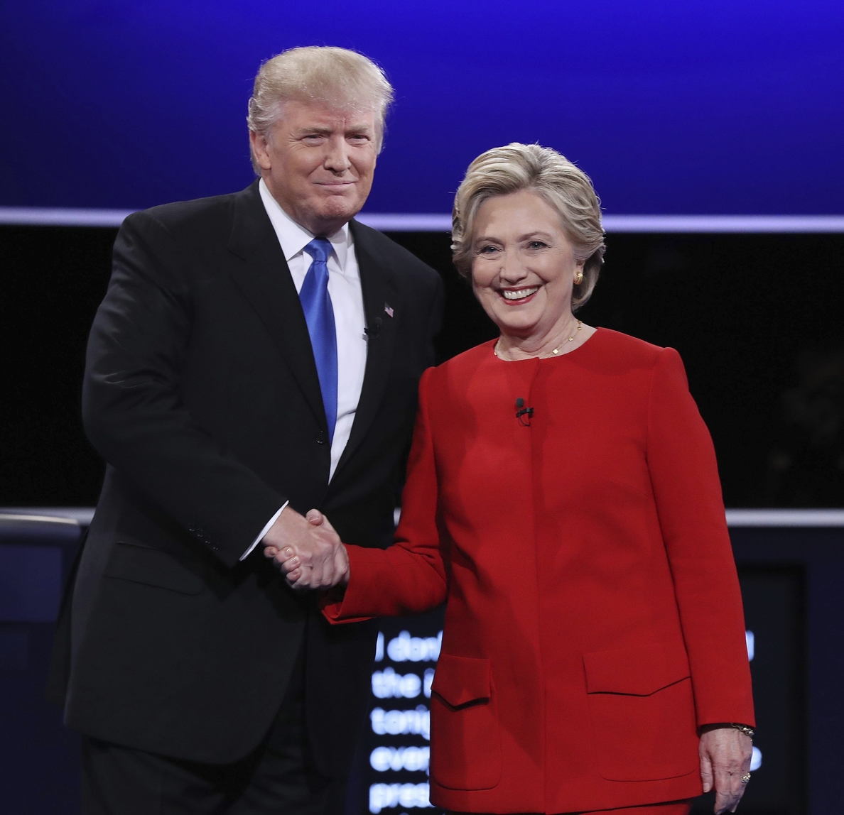 Trump sugiere que atacará más duro a Clinton en el próximo debate