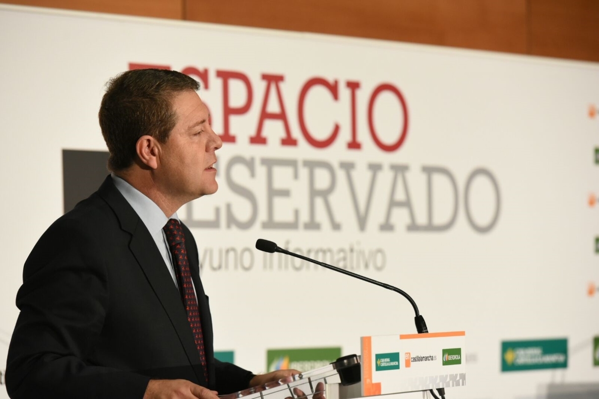 Page, que se siente «engañado» por Sánchez, votará en contra de convocar un congreso con primarias en octubre