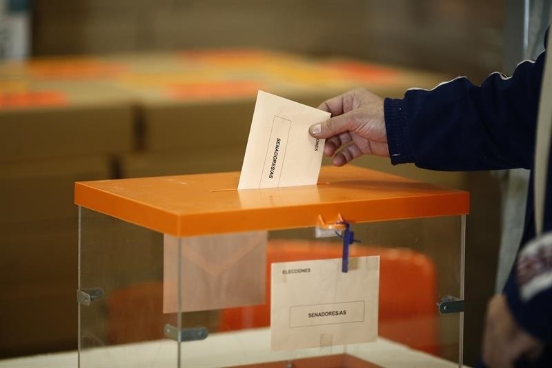 Convèrgencia aprovecha la reforma de la Ley Electoral para pedir el voto electrónico para los emigrantes