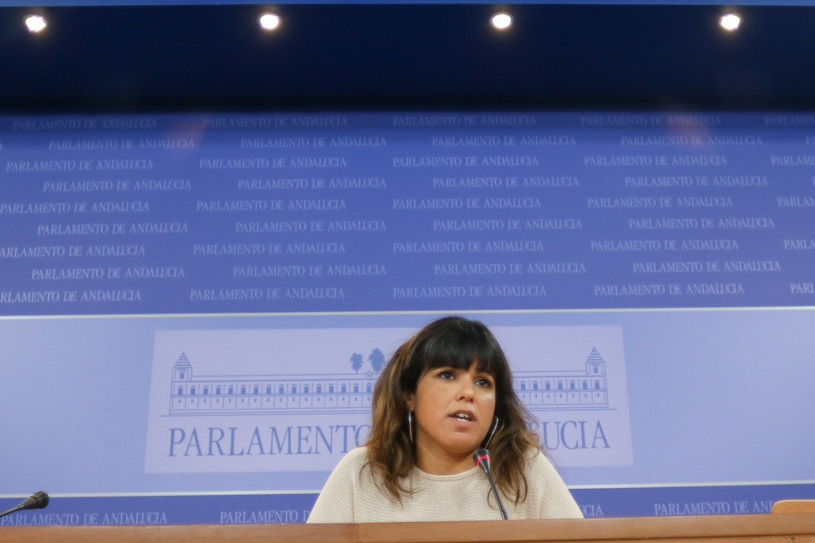 Teresa Rodríguez tilda de «capitulación deshonrosa» la abstención del PSOE y cree que «habrá contraprestación del PP-A»