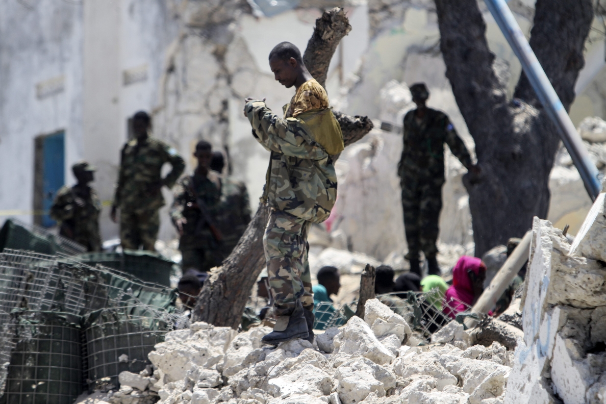 Al menos 10 muertos en un ataque de Al Shabab contra una base militar en Somalia
