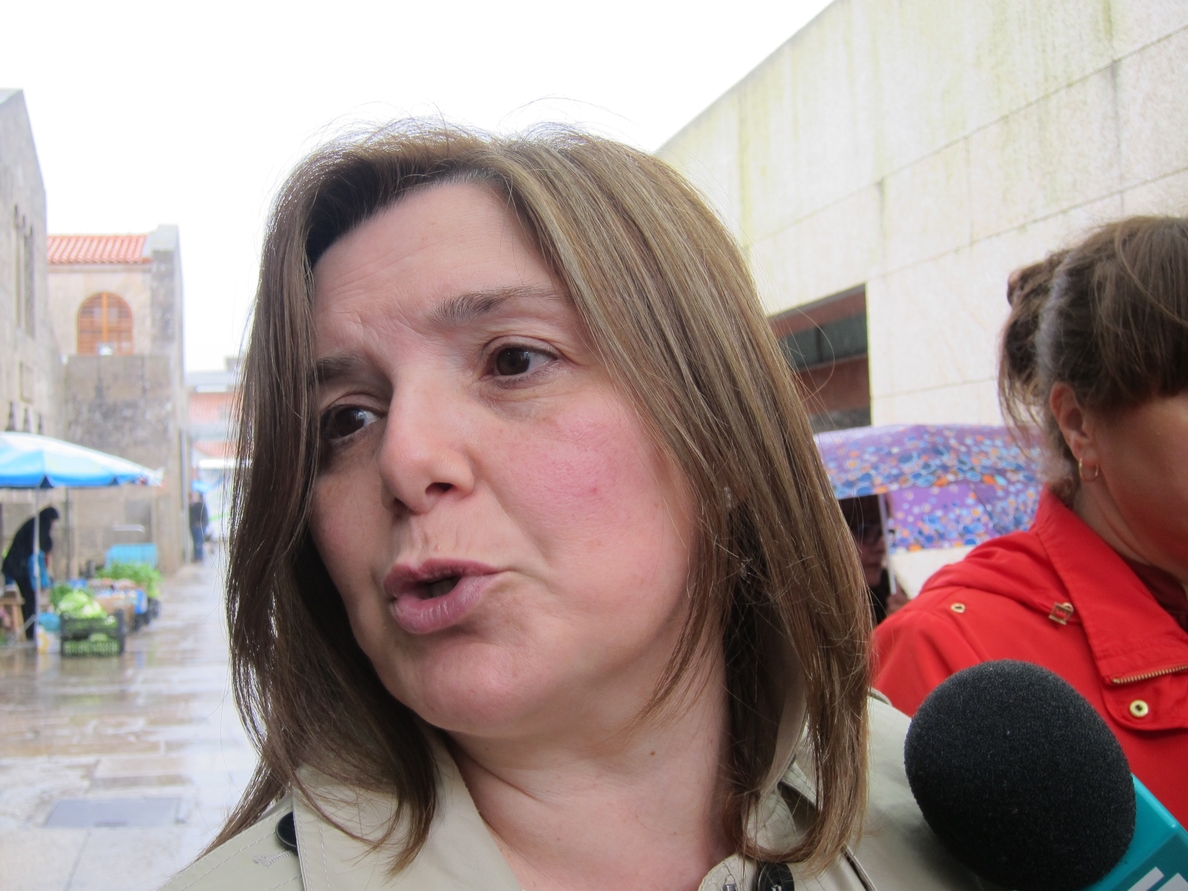 La presidenta de la Gestora del PSdeG también apoya la abstención mínima para no llevar al grupo la «fractura» del PSOE