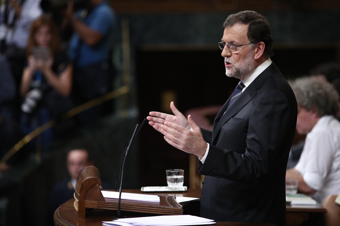 Rajoy ofrece cinco pactos de Estado: pensiones, educación, diálogo social, financiación y corrupción