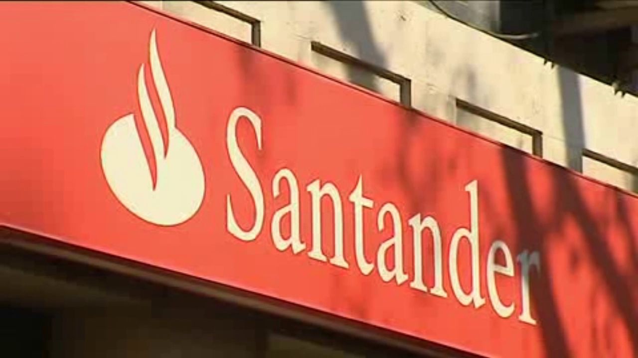 El Santander ganó el 22,5% menos hasta septiembre por menos extraordinarios