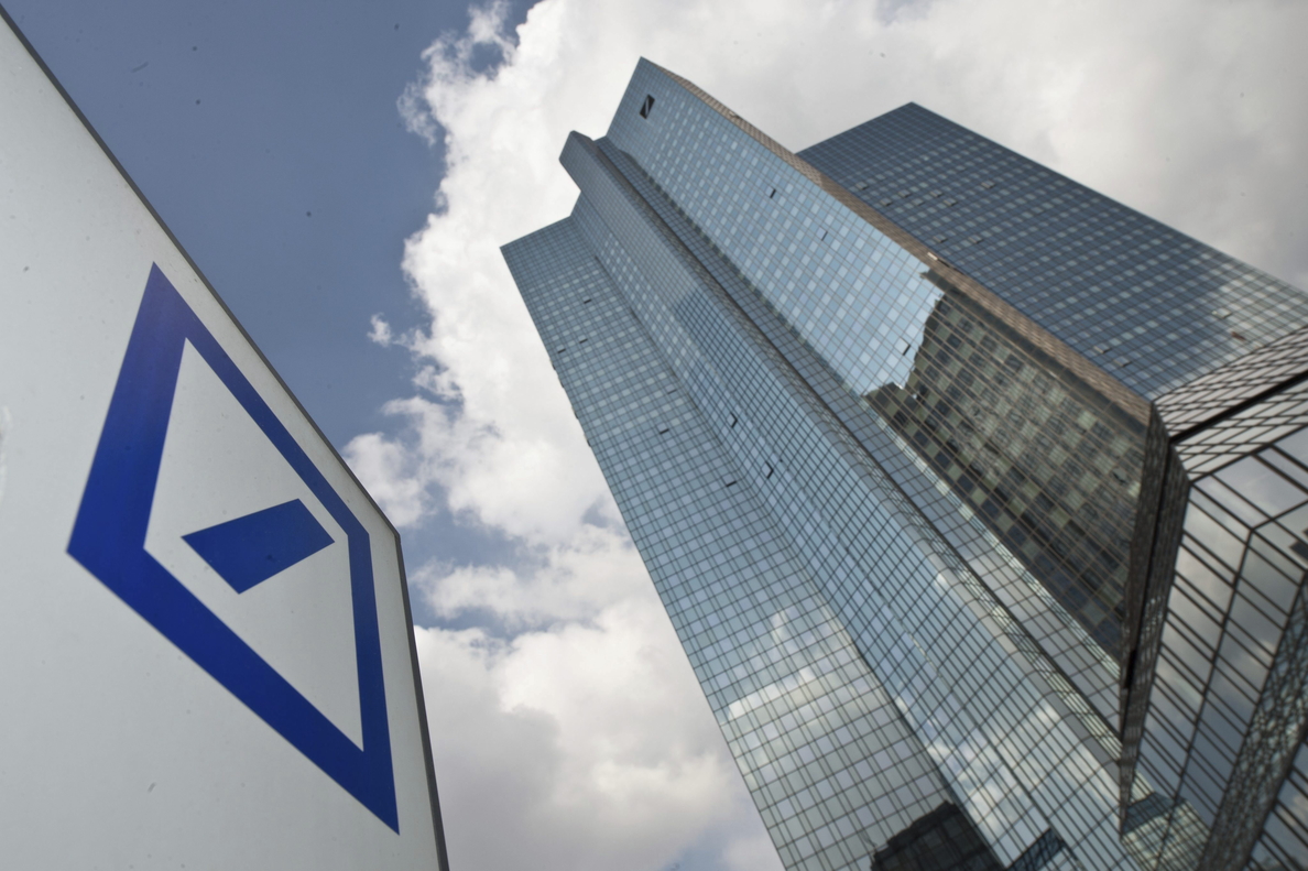 Deutsche Bank gana 488 millones de euros, frente a las pérdidas de un año antes