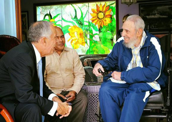 Fidel Castro recibe al presidente de Portugal, de visita oficial en Cuba